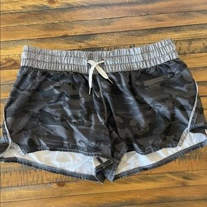 Vuori Clementine shorts